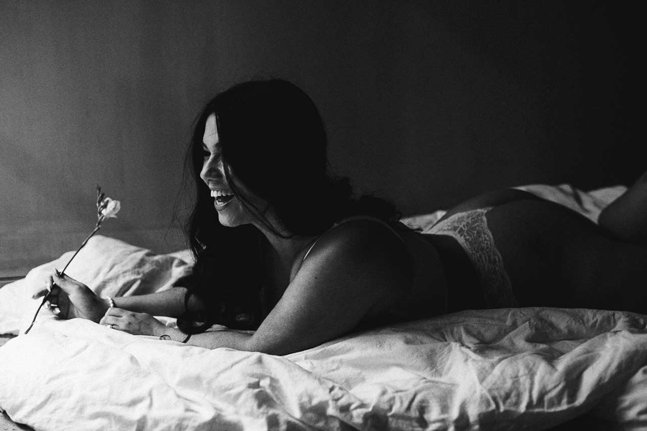 Top Reasons Brides Love Boudoir Photography: A Pre-Wedding Must-Have